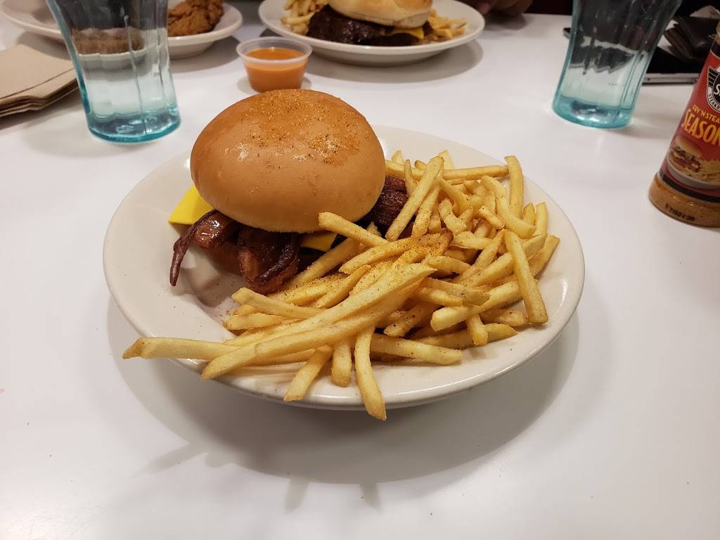 Steak n Shake | restaurant | 2382 Troy Rd, Edwardsville, IL 62025, USA | 6186591840 OR +1 618-659-1840