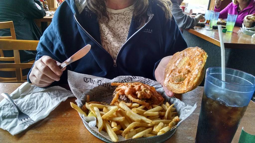 Schmittys Bar & Grill | restaurant | N7044 Winnebago Dr, Fond du Lac, WI 54935, USA | 9209074380 OR +1 920-907-4380