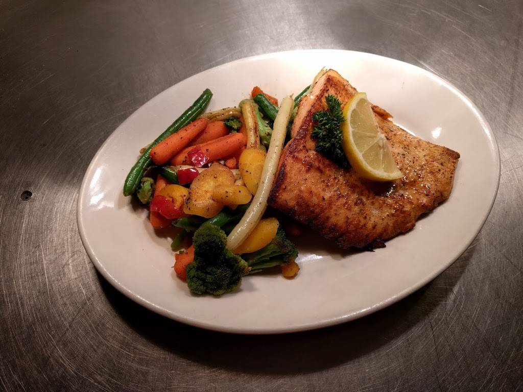 Gala-T-Inn | restaurant | 65108 Red Arrow Hwy, Hartford, MI 49057, USA | 2696214911 OR +1 269-621-4911