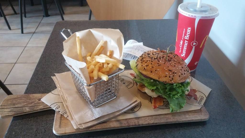 McDonalds | cafe | 400 Rue Couture, Autoroute 20, Sainte-Hélène-de-Bagot, QC J0H 1M0, Canada | 4507912237 OR +1 450-791-2237