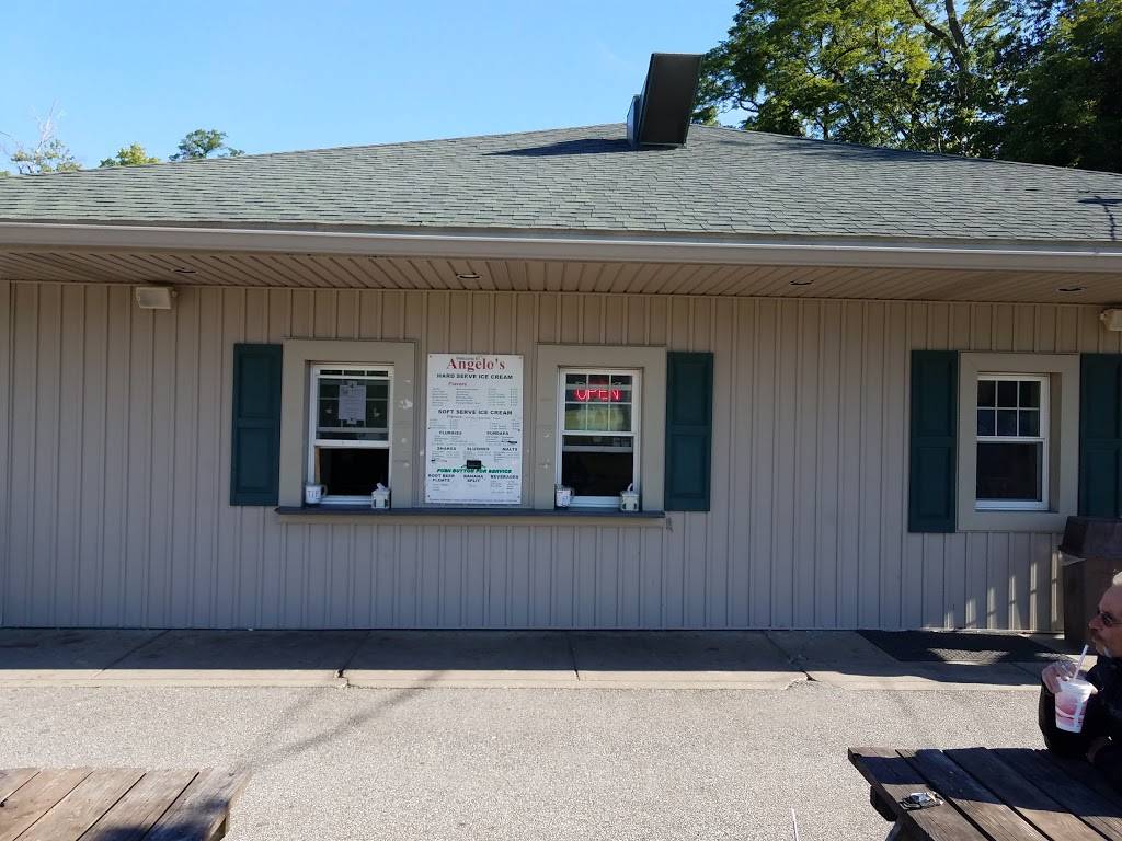 Angelos Pizzeria & Ice Cream | restaurant | 8162 Euclid Chardon Rd, Kirtland, OH 44094, USA | 4402564000 OR +1 440-256-4000