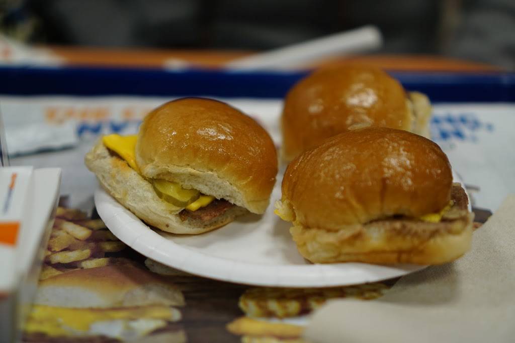 White Castle | restaurant | 88-08 Northern Blvd, Jackson Heights, NY 11372, USA | 7188998376 OR +1 718-899-8376
