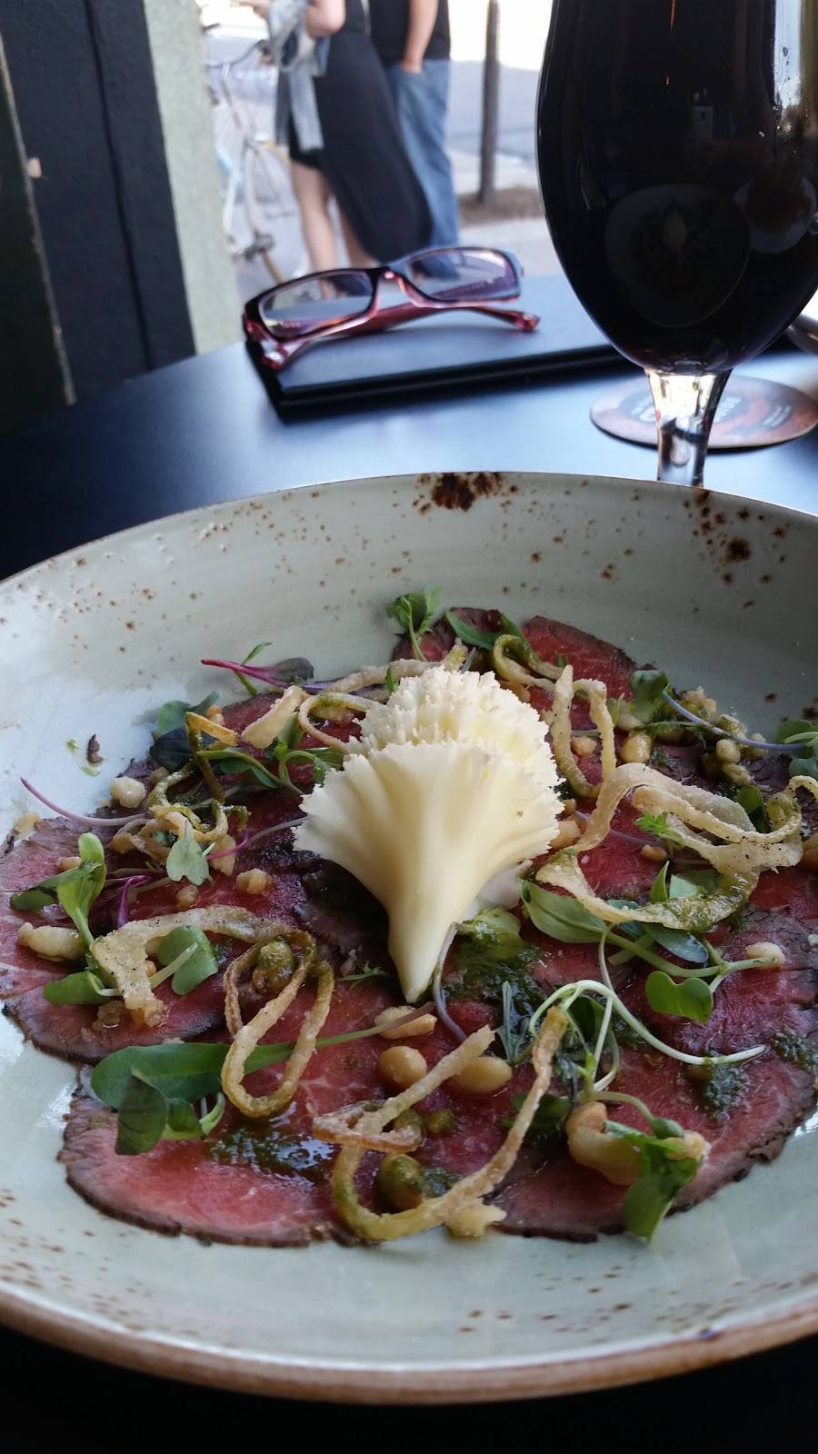 Folly Brewpub | restaurant | 928 College St, Toronto, ON M6H 1A4, Canada | 4165337272 OR +1 416-533-7272