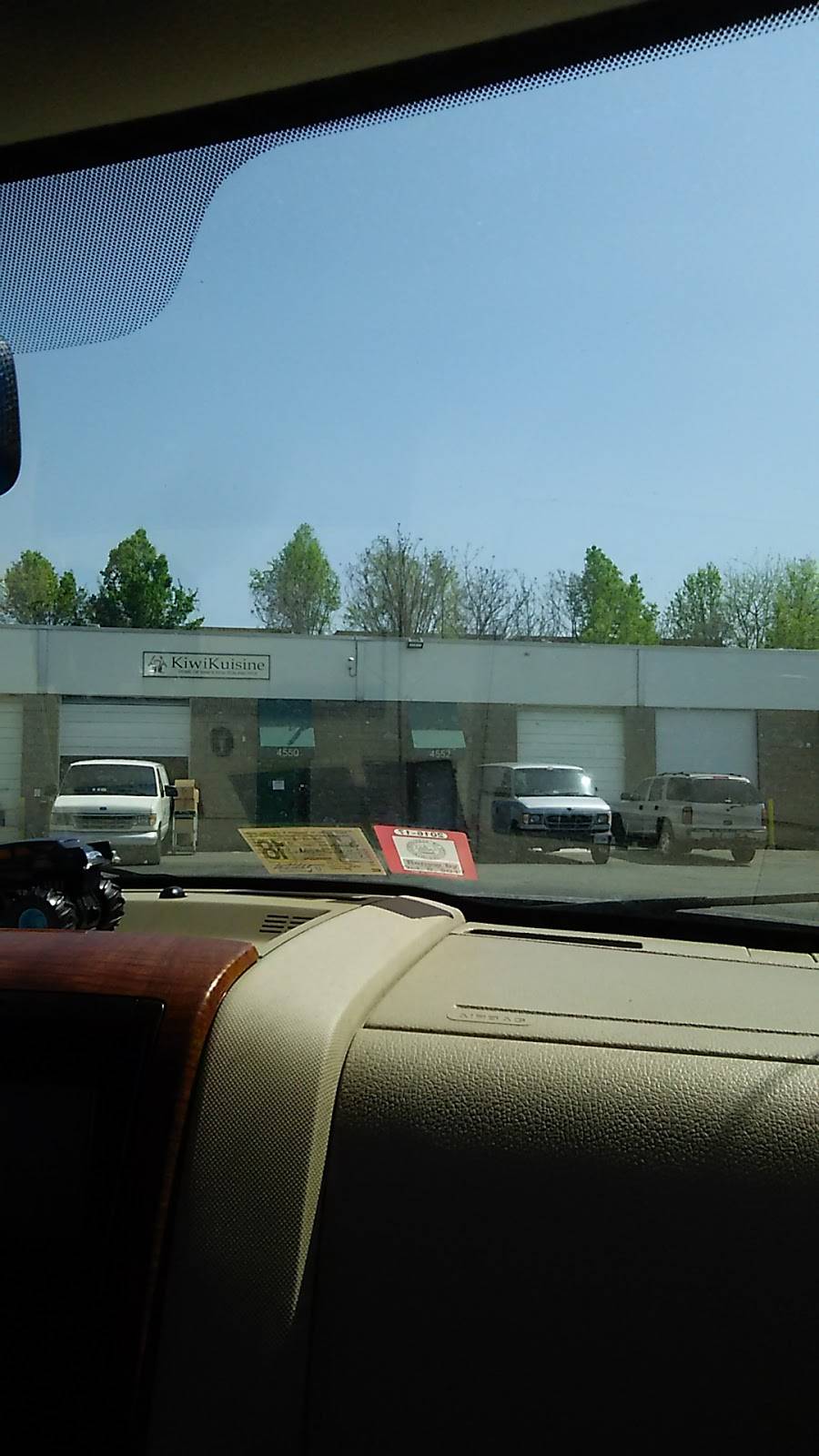 Kiwi Kuisine | meal takeaway | 4550 Eisenhower Ave, Alexandria, VA 22304, USA | 7038232222 OR +1 703-823-2222