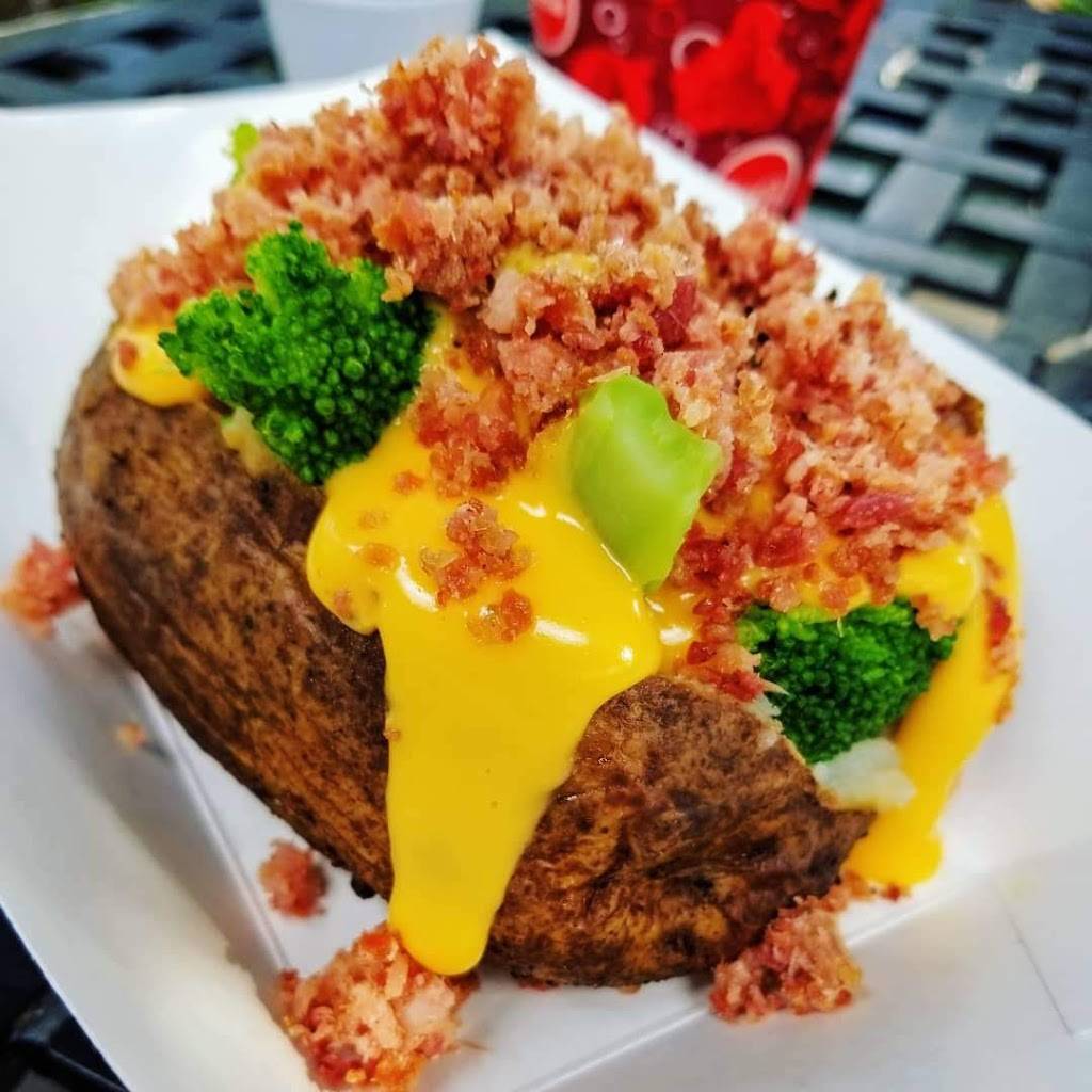 Troubadour Tavern | restaurant | 1313 S Harbor Blvd, Anaheim, CA 92802, USA | 7147813463 OR +1 714-781-3463