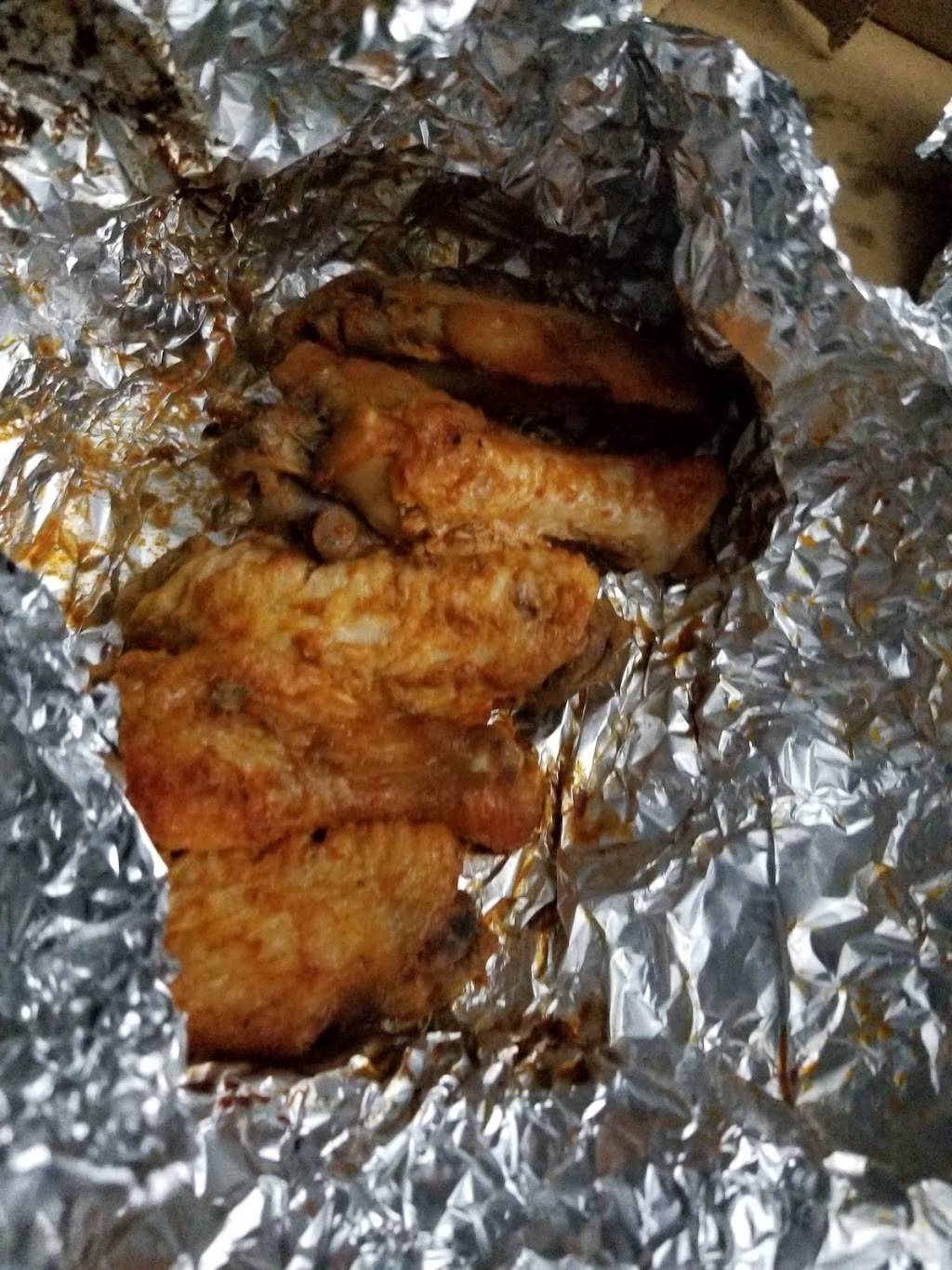 Chicago Pizzeria | meal delivery | 1704 I-35 Frontage Rd, San Antonio, TX 78208, USA | 2102222200 OR +1 210-222-2200