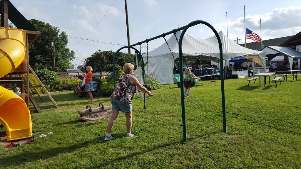 Shamrock Club of Columbus | restaurant | 60 W Castle Rd, Columbus, OH 43207, USA | 6144914449 OR +1 614-491-4449