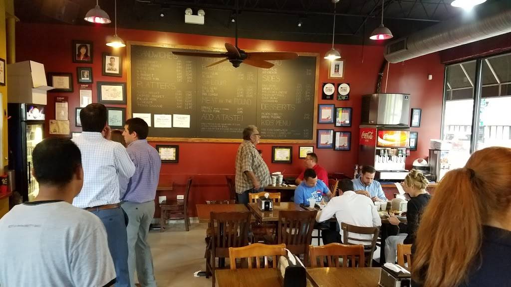 Smoque BBQ | restaurant | 3800 N Pulaski Rd, Chicago, IL 60641, USA | 7735457427 OR +1 773-545-7427