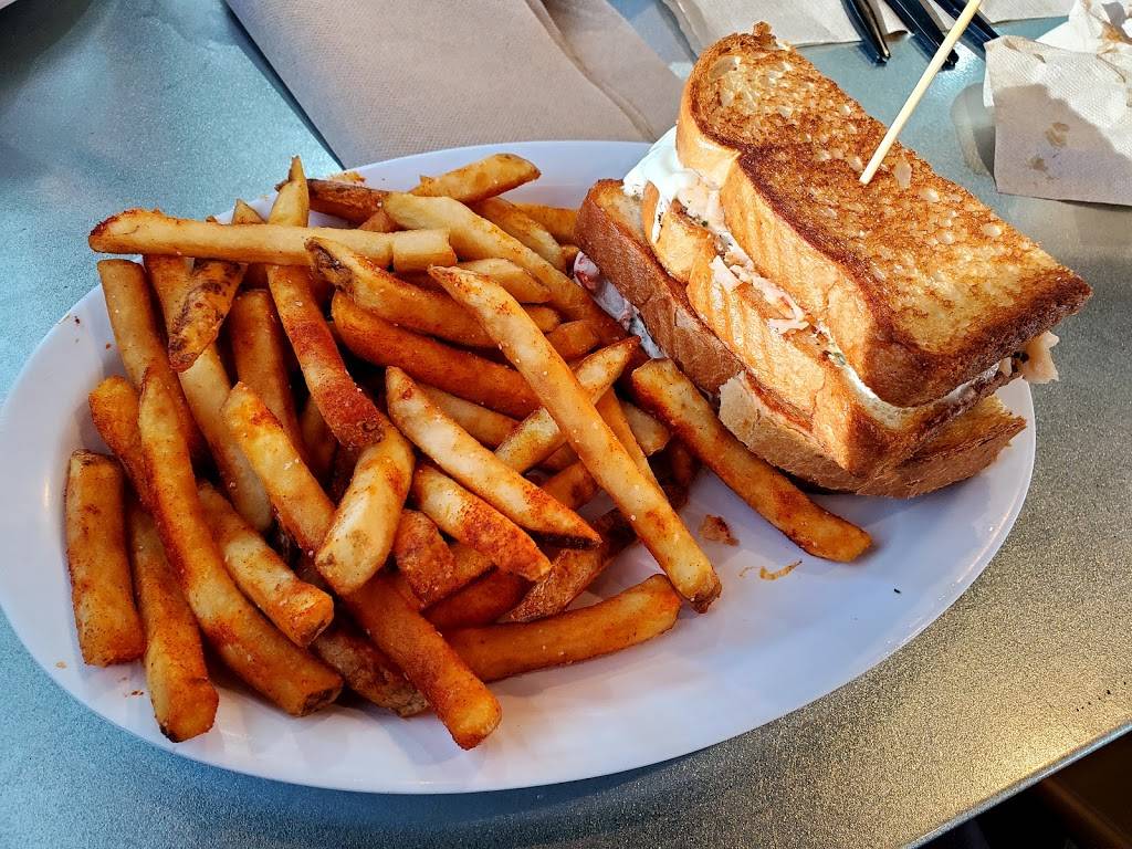 Slapfish | restaurant | 7280 W Bell Rd, Glendale, AZ 85308, USA | 6233349350 OR +1 623-334-9350