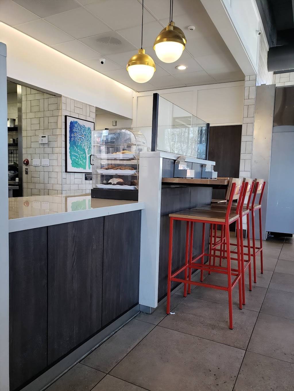 Wendys | restaurant | 75 Whalley Ave, New Haven, CT 06511, USA | 2036845885 OR +1 203-684-5885