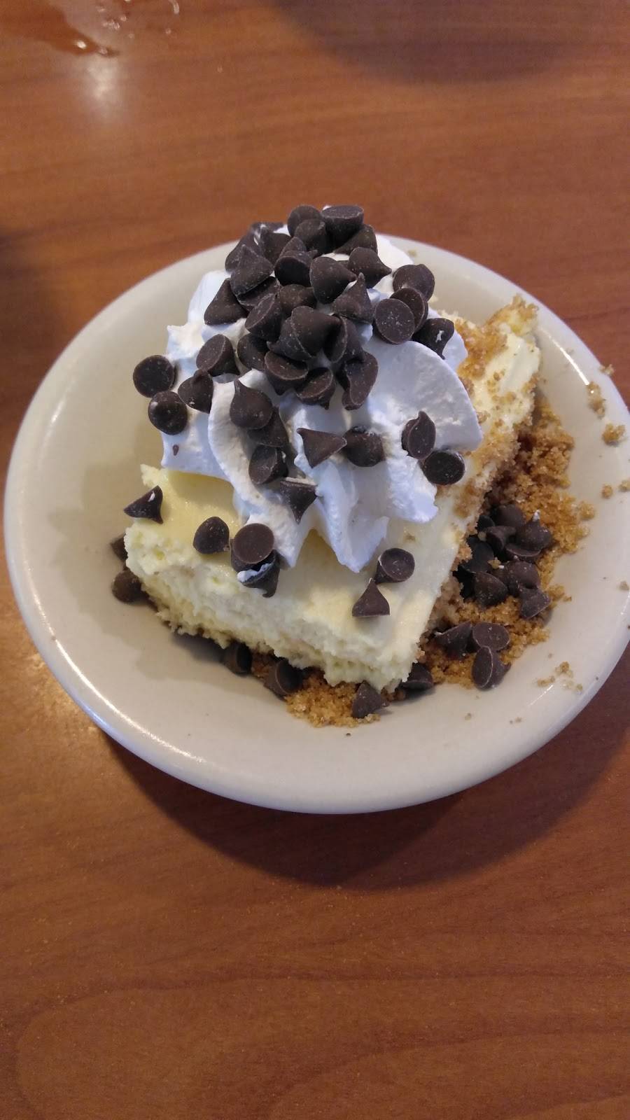 Ponderosa | restaurant | 44 W McClain Ave, Scottsburg, IN 47170, USA | 8127522224 OR +1 812-752-2224