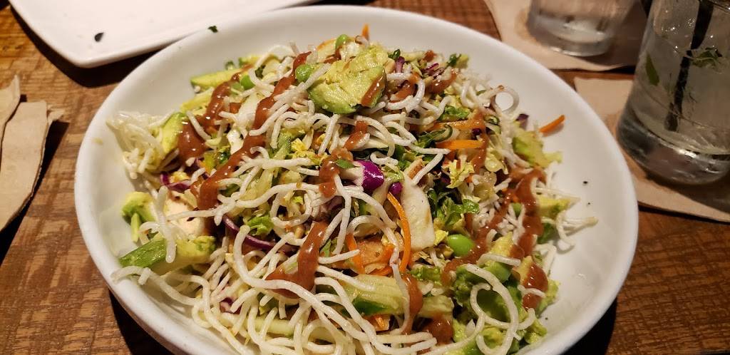 California Pizza Kitchen at Wellington Green | restaurant | 10300 Forest Hill Blvd suite 197, Wellington, FL 33414, USA | 5617931601 OR +1 561-793-1601