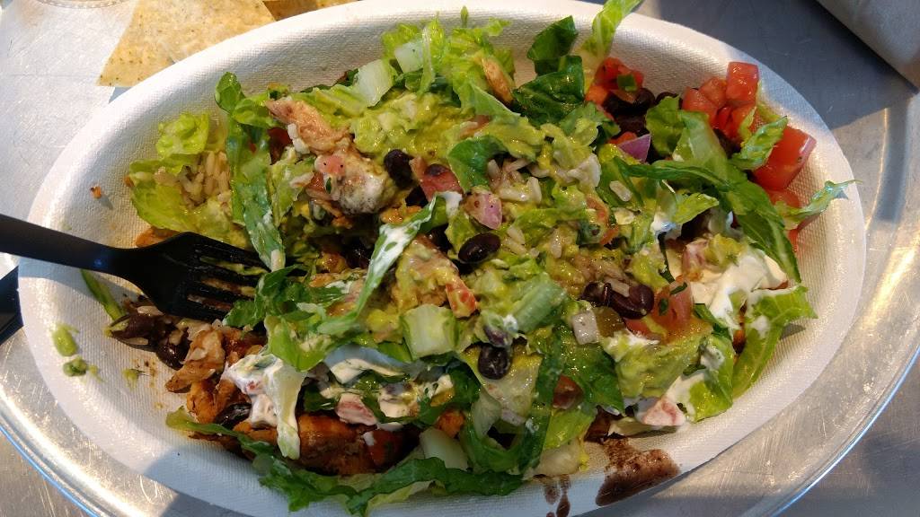 Chipotle Mexican Grill | restaurant | 1115 NE Coronado Dr, Blue Springs, MO 64014, USA | 8162292690 OR +1 816-229-2690