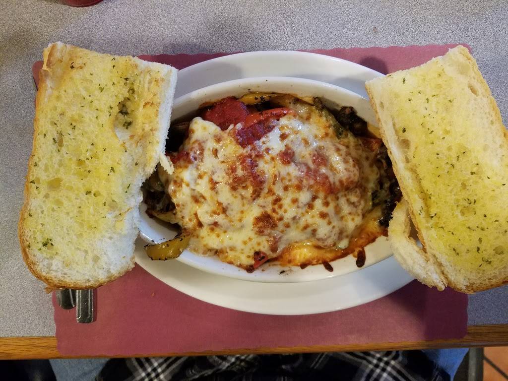 Zuccos Family Restaurant | restaurant | 451 Dalton Ave, Pittsfield, MA 01201, USA | 4134438112 OR +1 413-443-8112