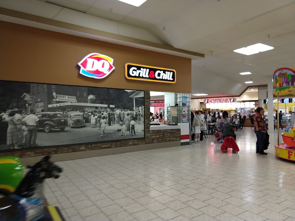 Dairy Queen | restaurant | Southern Hils Mall, 4400 Sergeant Rd Ste 218, Sioux City, IA 51106, USA | 7122764812 OR +1 712-276-4812