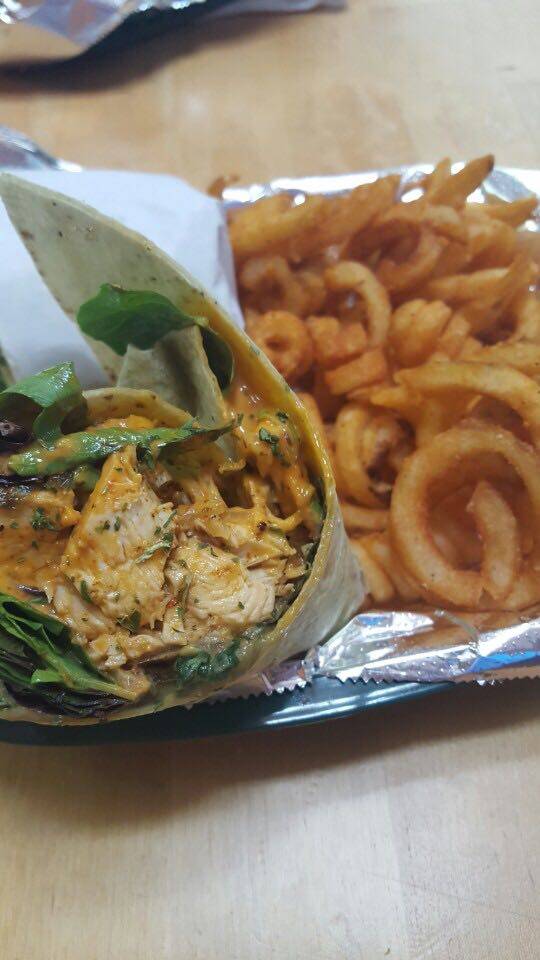 Friends Cafe | restaurant | 1620, 319 Friends St, Camden, NJ 08102, USA | 8562037380 OR +1 856-203-7380