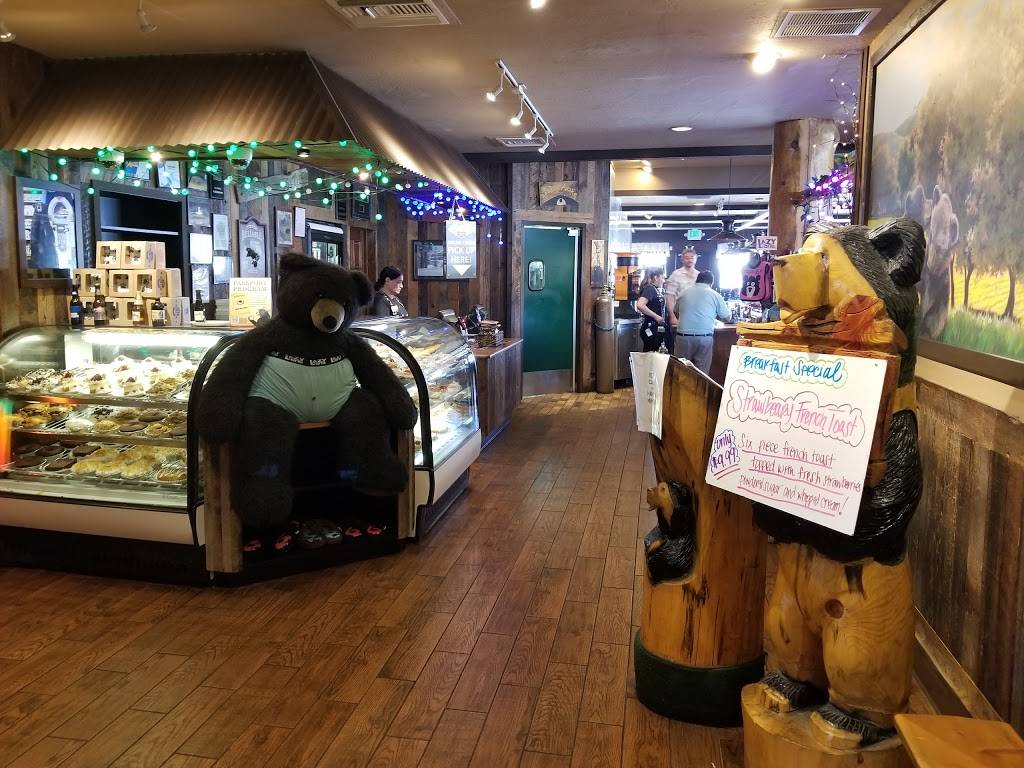 Black Bear Diner | restaurant | 2351 Toste Rd, Tracy, CA 95377, USA | 2098355600 OR +1 209-835-5600