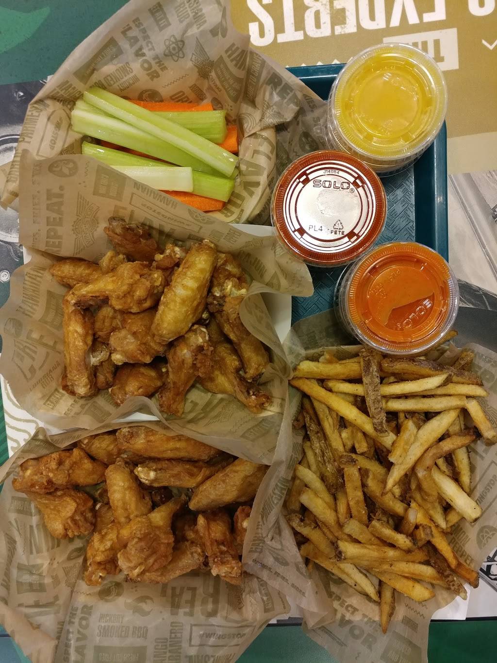Wingstop | restaurant | 12 E Harrison St, Chicago, IL 60605, USA | 3123869464 OR +1 312-386-9464