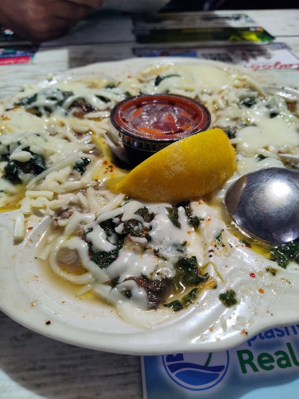 J. Michaels Restaurant | restaurant | 3210 Thomas Dr, Panama City Beach, FL 32408, USA | 8502332055 OR +1 850-233-2055