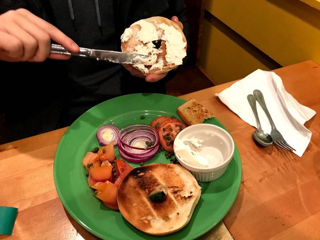 The Lone Wolf | restaurant | 63 Main St, Amherst, MA 01002, USA | 4132564643 OR +1 413-256-4643