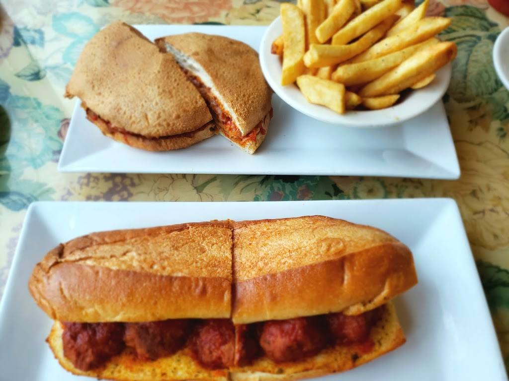 Umbertos of Mamma Marisa | restaurant | 2245 S Rd, Poughkeepsie, NY 12601, USA | 8454625117 OR +1 845-462-5117