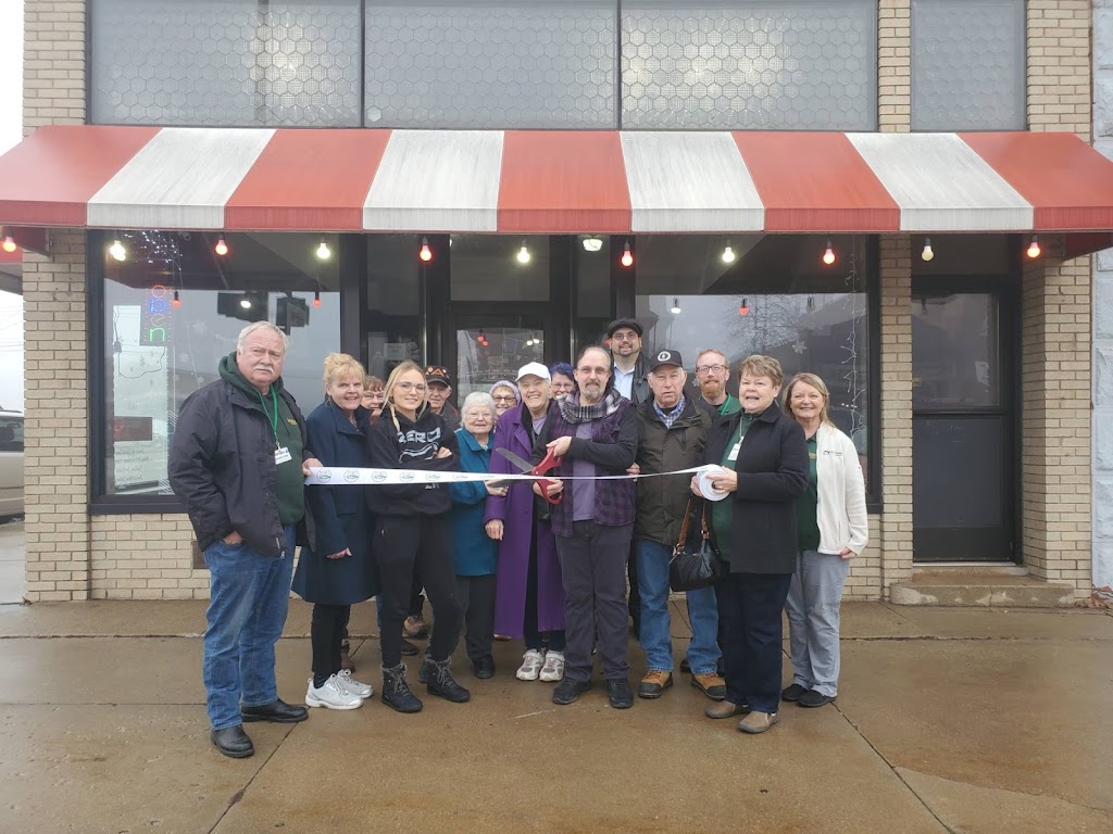 Grab & Go | restaurant | 922 Ludington St, Escanaba, MI 49829, USA | 9062418309 OR +1 906-241-8309