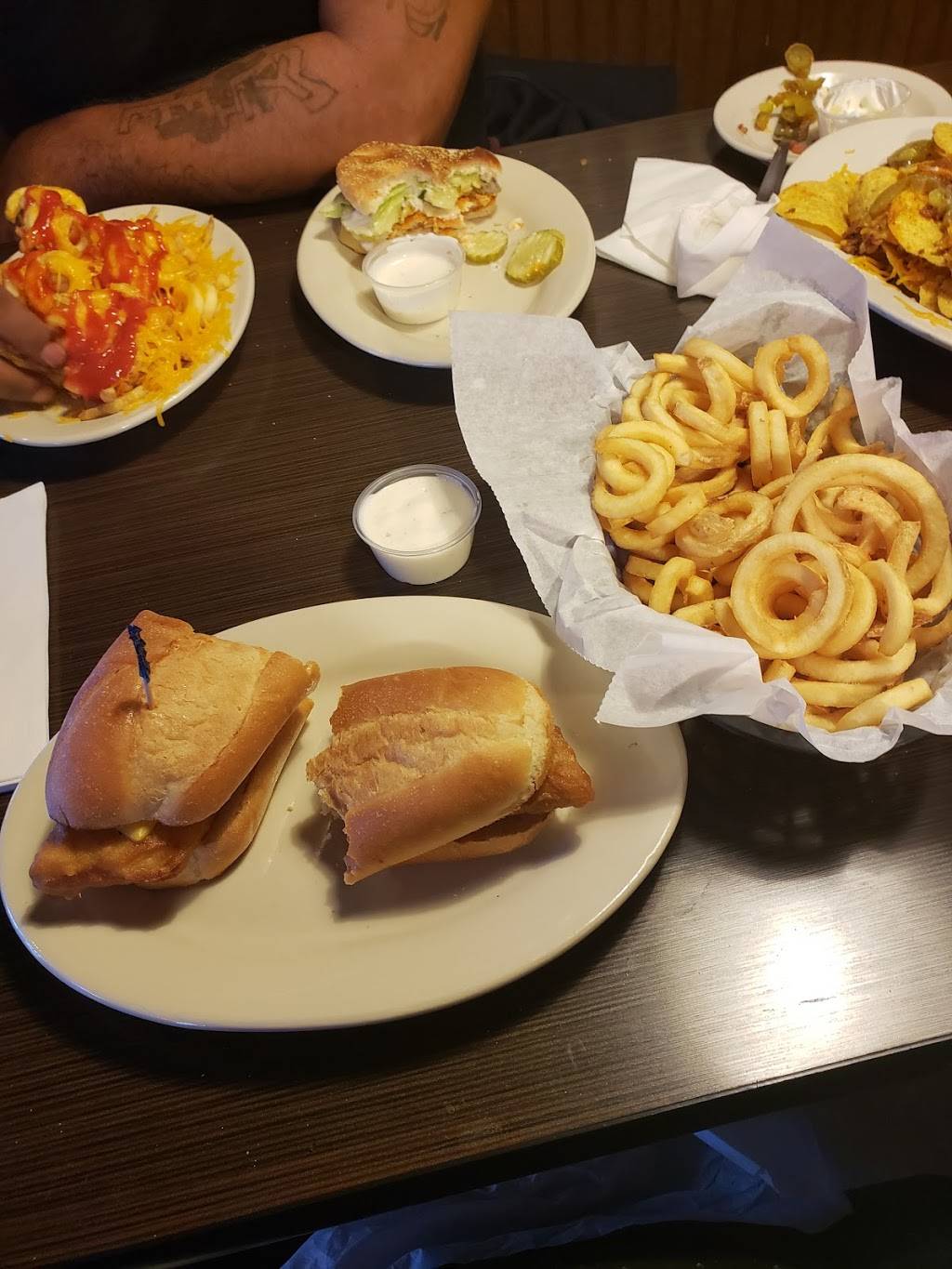 Wild Mikes | restaurant | 5043 Delhi Pike, Cincinnati, OH 45238, USA | 5134519464 OR +1 513-451-9464