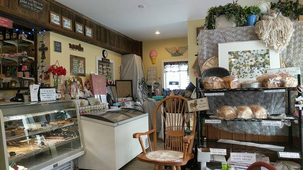 Kawartha Slices & More | restaurant | 1401 Glenarm Rd, Woodville, ON K0M 2T0, Canada | 7053741414 OR +1 705-374-1414