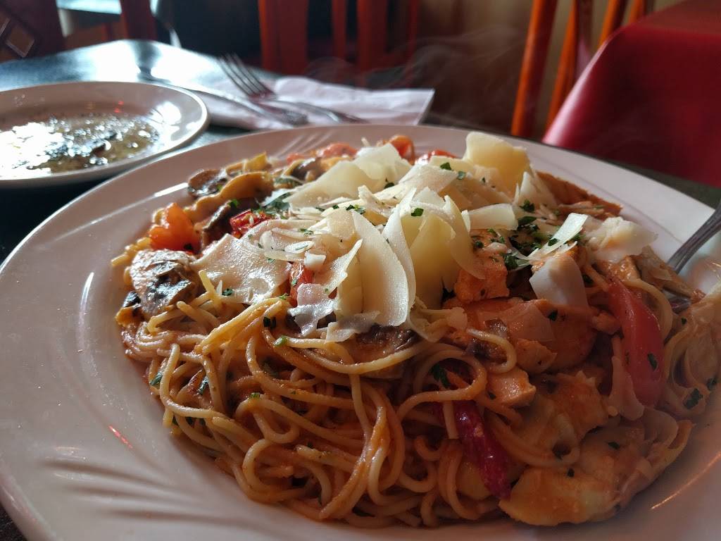 Giuseppes Italian Ristorante | restaurant | 15090 Chippendale Ave W, Rosemount, MN 55068, USA | 6514234455 OR +1 651-423-4455