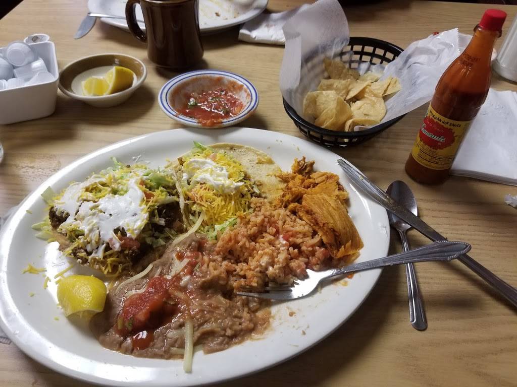 Mexico Chiquito | restaurant | 1950 E Commercial Ave, Lowell, IN 46356, USA | 2196964660 OR +1 219-696-4660