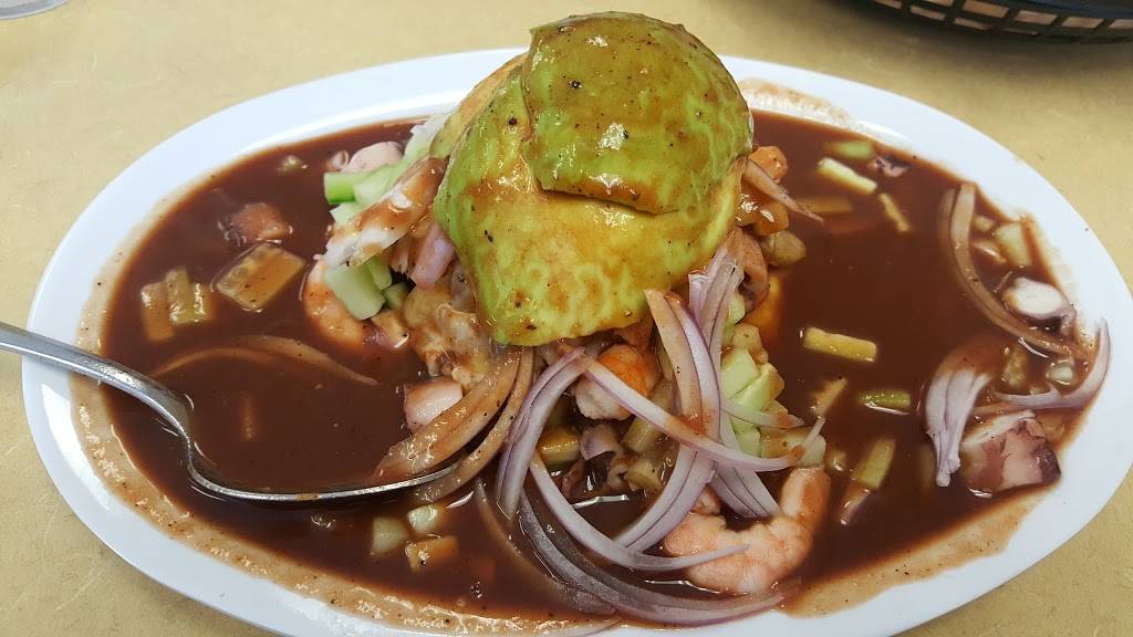 Mariscos Fily | restaurant | 6530 W Glendale Ave, Glendale, AZ 85301, USA | 6235053224 OR +1 623-505-3224