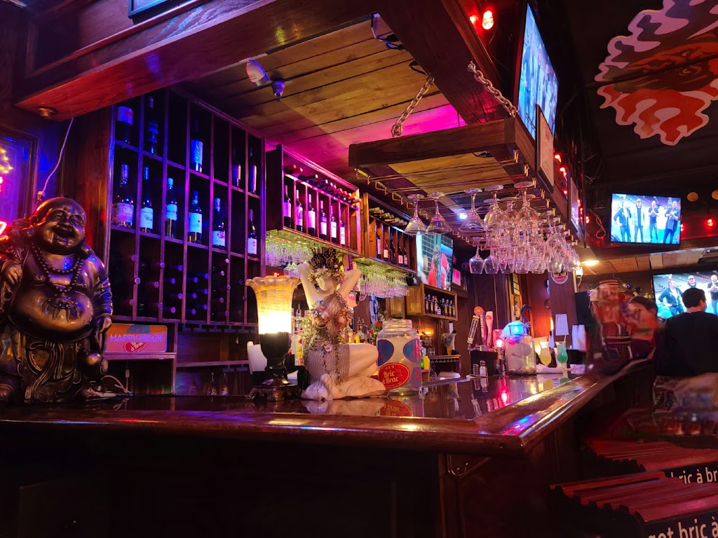 Bric à Brac | restaurant | 824 Gulf Shore Dr, Destin, FL 32541, USA | 8504246369 OR +1 850-424-6369