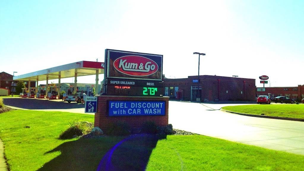 Kum & Go | meal takeaway | 4510 Mortensen Rd, Ames, IA 50014, USA | 5152923432 OR +1 515-292-3432