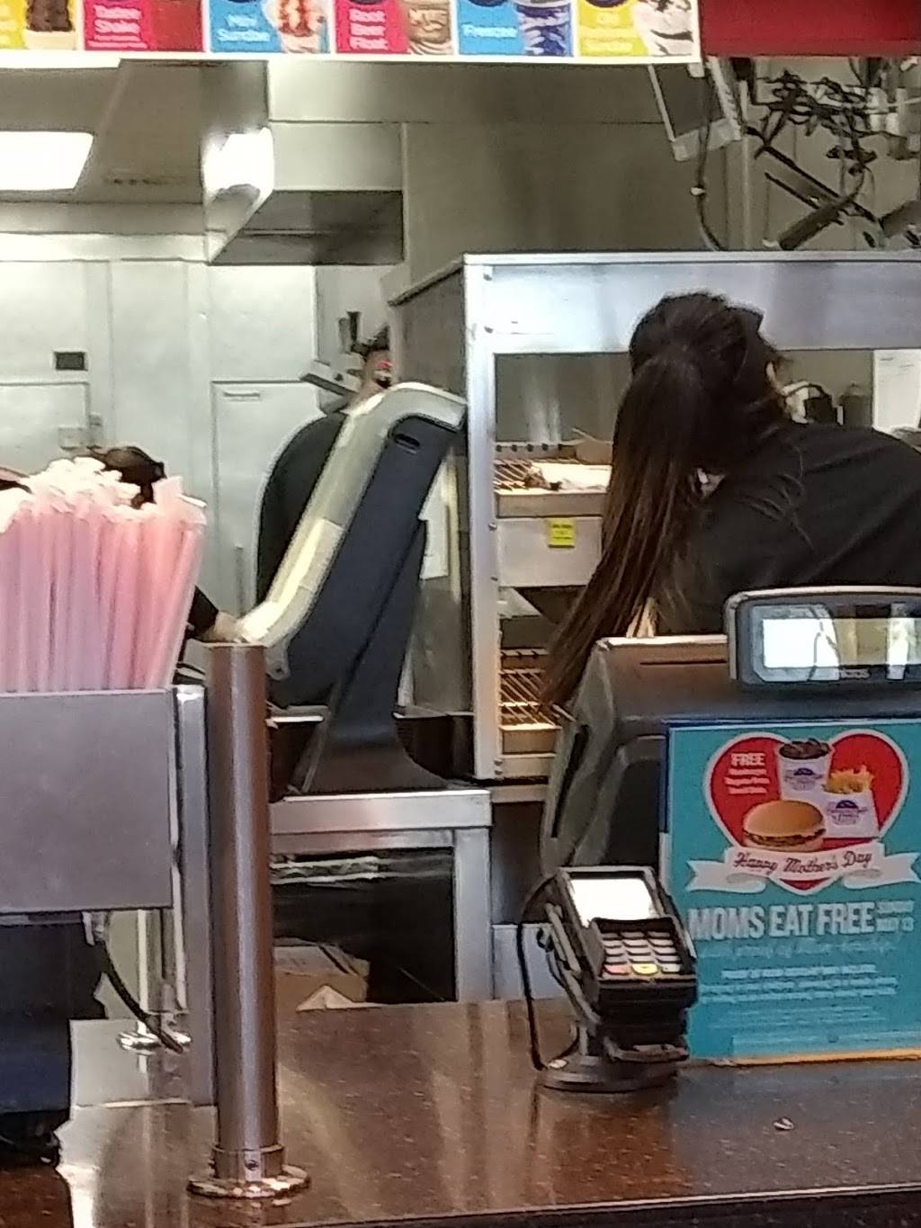 Wienerschnitzel | restaurant | 1710 W Valencia Rd, Tucson, AZ 85746, USA | 5202943131 OR +1 520-294-3131