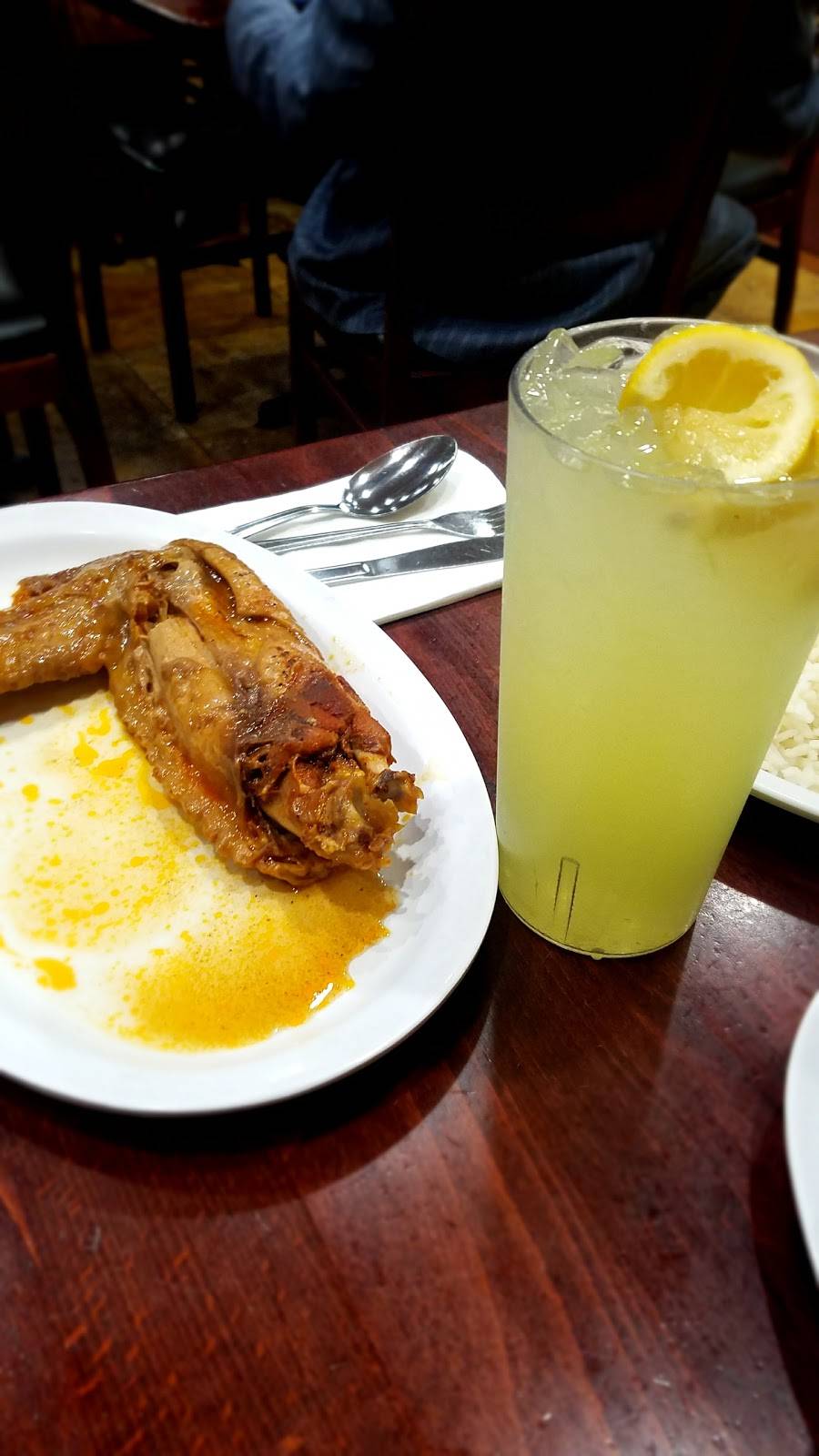 M & M Soul Food | restaurant | 335 E Albertoni St, Carson, CA 90746, USA | 3103245317 OR +1 310-324-5317