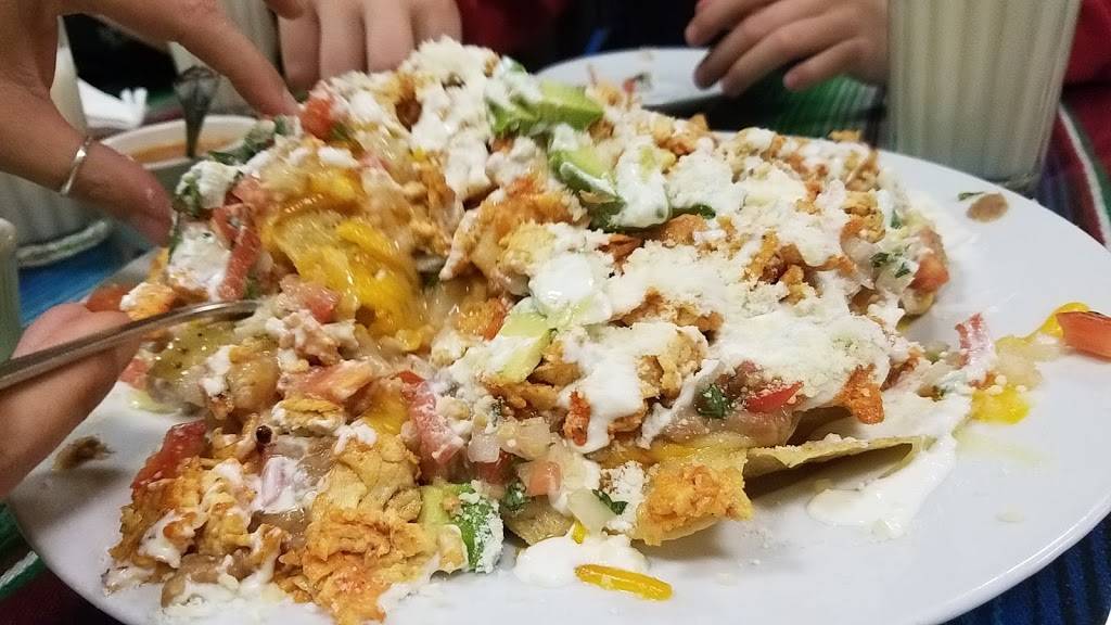 Las Palmas Del Sur | restaurant | 10 W Main St, Norristown, PA 19401, USA | 4843222503 OR +1 484-322-2503