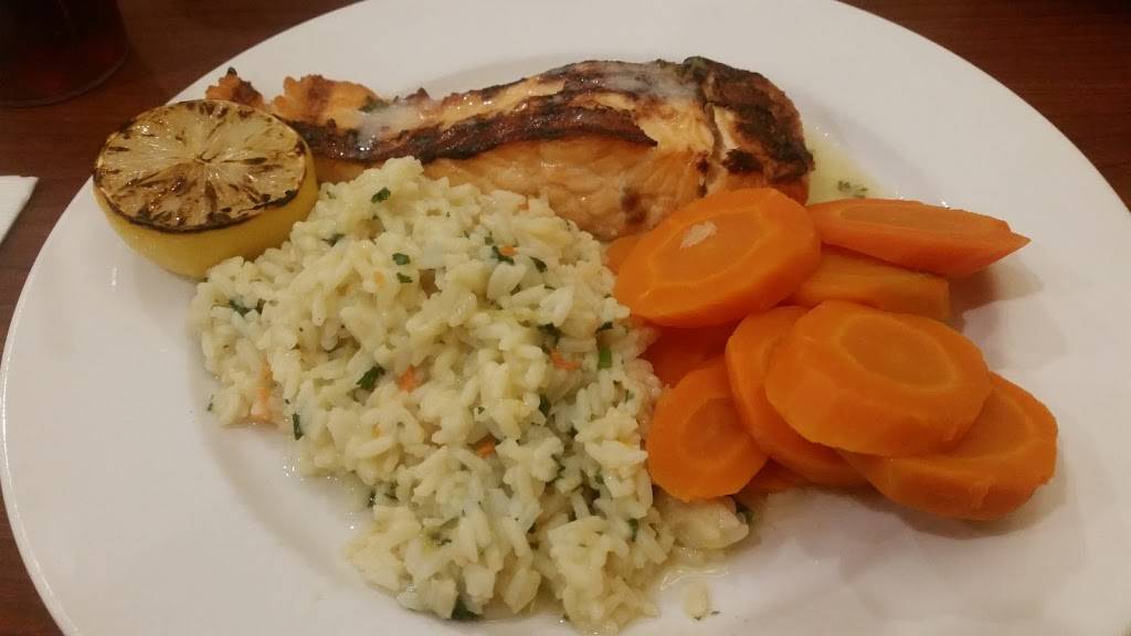 Family Fare Restaurant | restaurant | 474 Lowell St #11, Peabody, MA 01960, USA | 9785369049 OR +1 978-536-9049