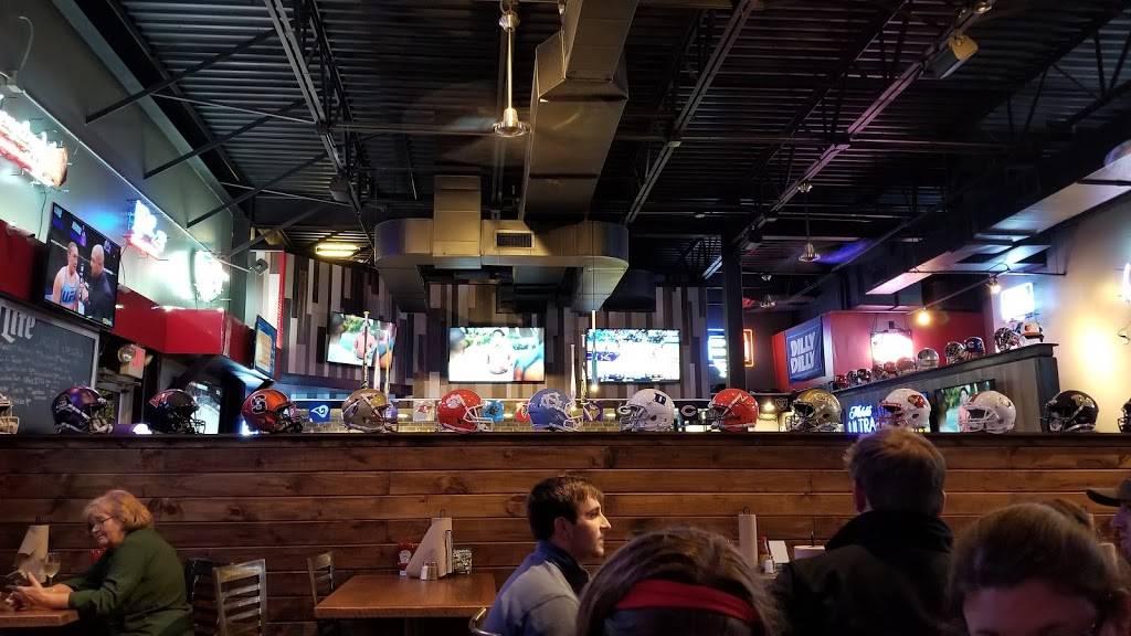 Coachs Neighborhood Grill | restaurant | 1531a Cinema Dr, Statesville, NC 28625, USA | 9802238267 OR +1 980-223-8267