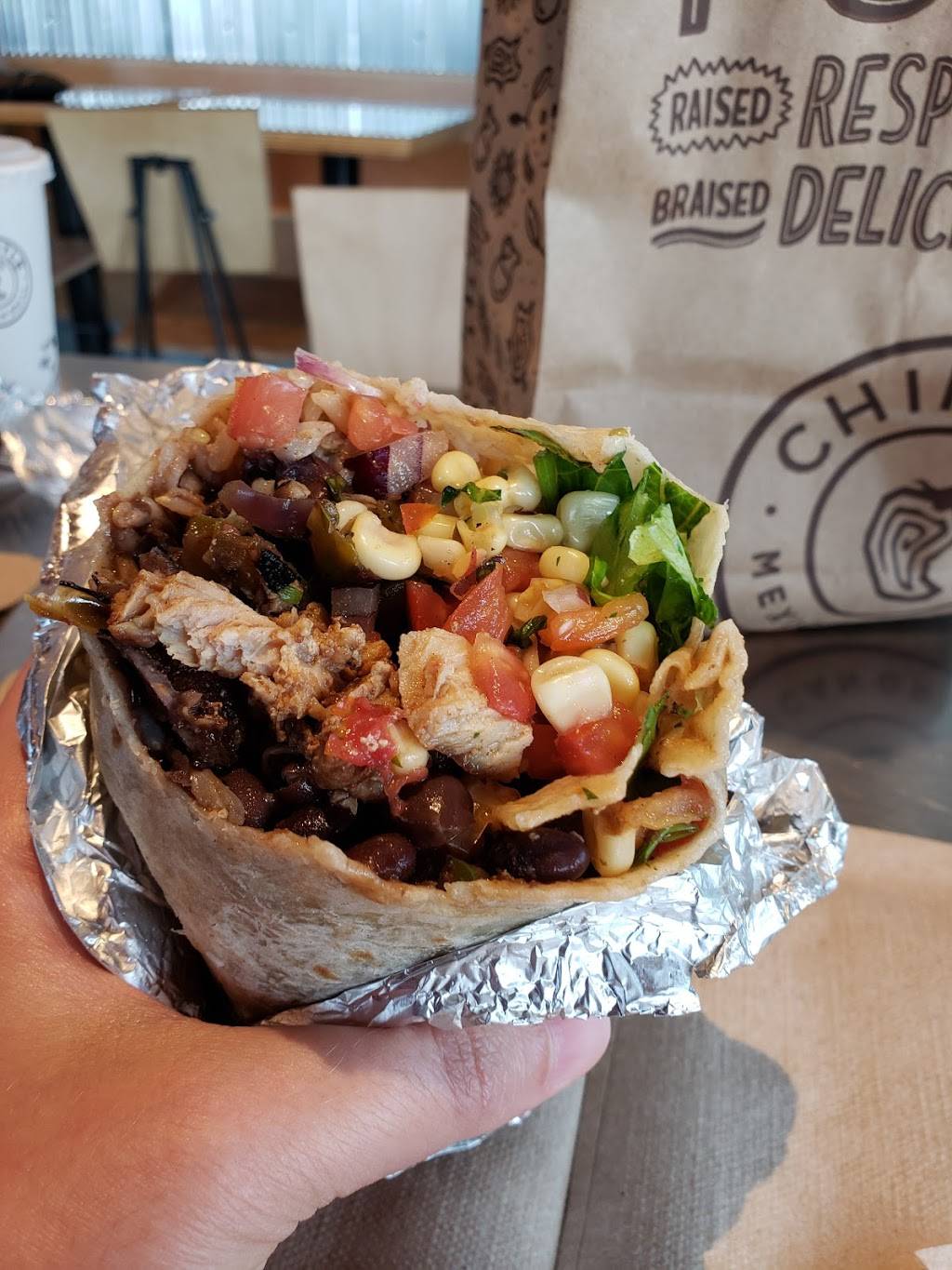 Chipotle Mexican Grill | restaurant | 3129 Crooks Rd, Troy, MI 48084, USA | 2488165103 OR +1 248-816-5103