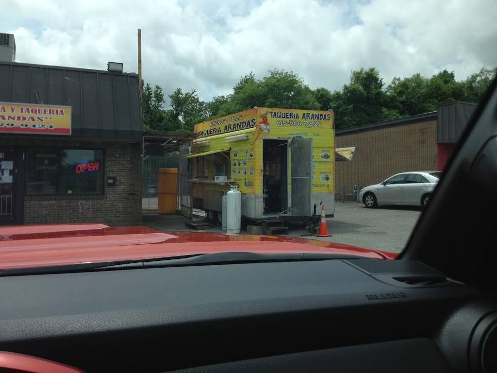 Taqueria Y Birrieria Arandas | restaurant | 2111 Murfreesboro Pike, Nashville, TN 37217, USA | 6156799424 OR +1 615-679-9424