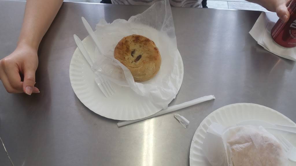 Knish Nosh | bakery | 98-104 Queens Blvd, Rego Park, NY 11374, USA | 7188975554 OR +1 718-897-5554