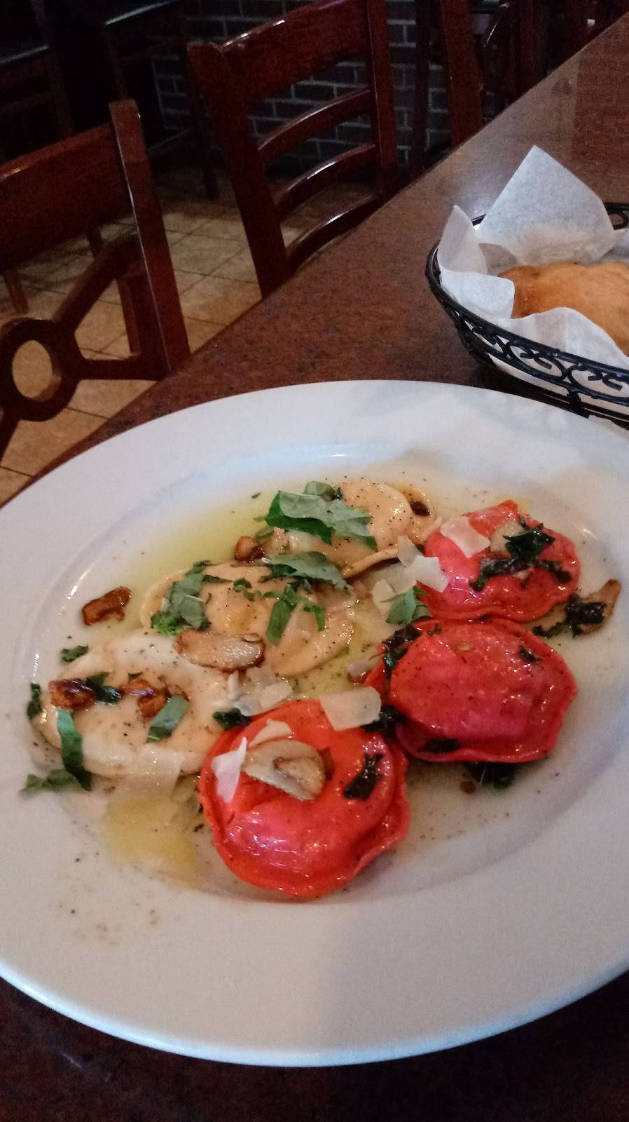 Oscars Italian Restaurant | restaurant | 2026 Saw Mill River Rd, Yorktown Heights, NY 10598, USA | 9142454811 OR +1 914-245-4811