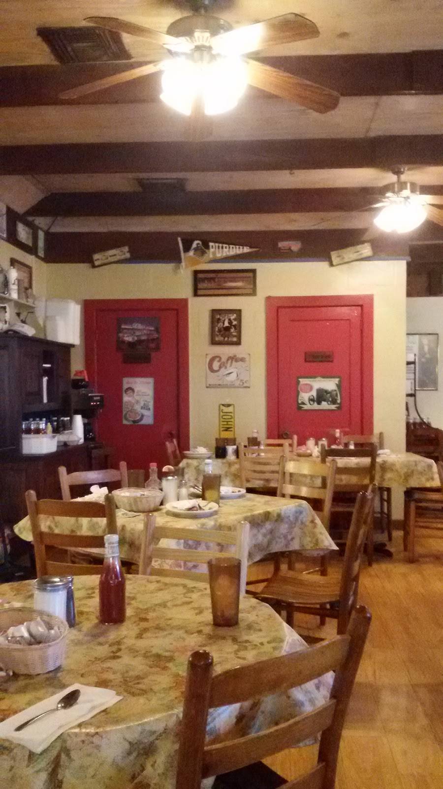 Alva Country Diner | restaurant | 21220 Palm Beach Blvd #3841, Alva, FL 33920, USA | 2397283366 OR +1 239-728-3366