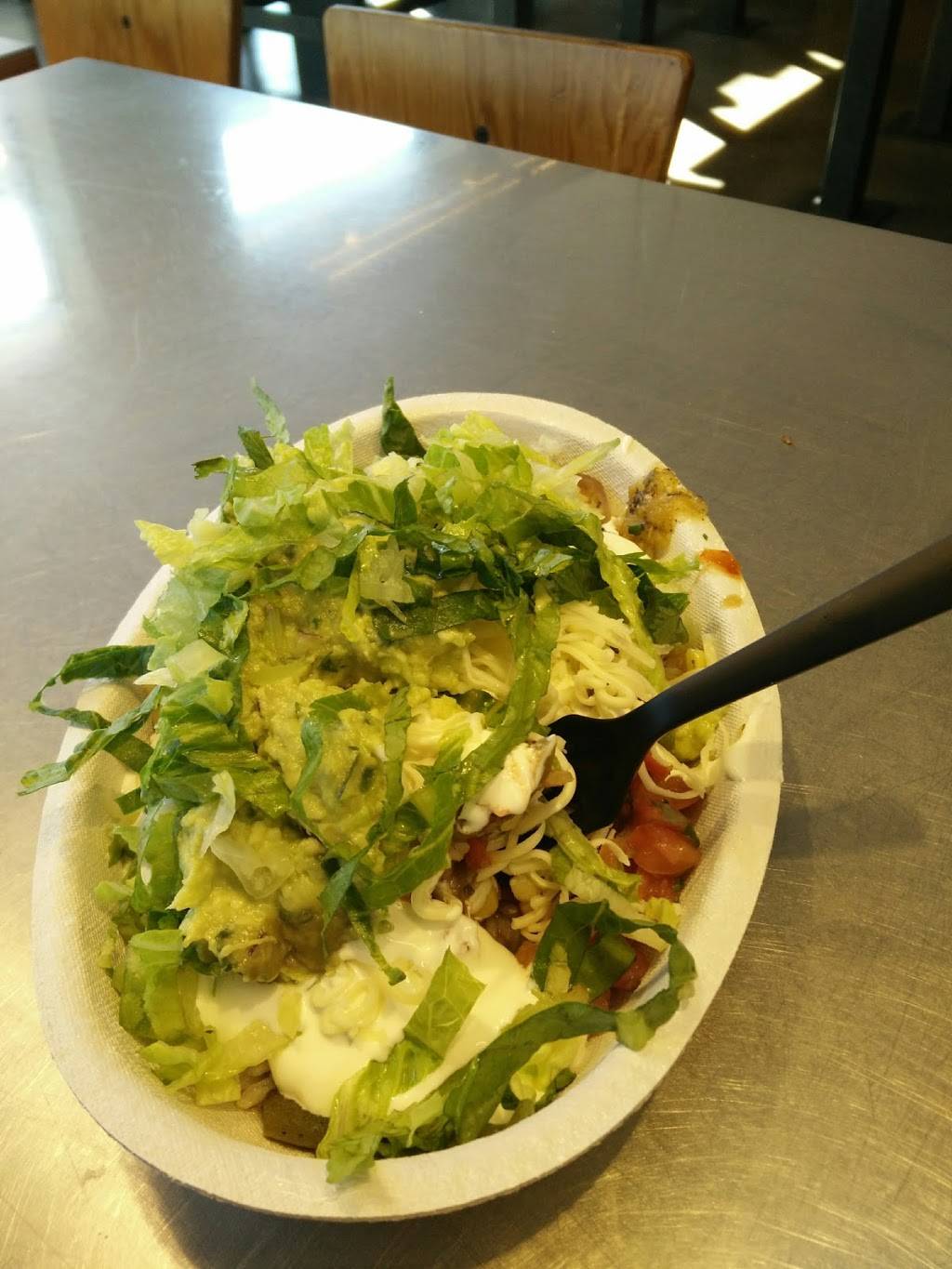 Chipotle Mexican Grill | restaurant | 346 W Magnolia Ave, Auburn, AL 36832, USA | 3348217740 OR +1 334-821-7740