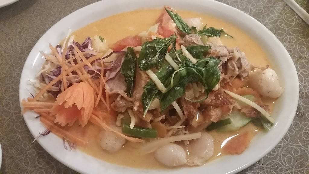 Baan Thai Kitchen | restaurant | 1950 Hendersonville Rd, Asheville, NC 28803, USA | 8286762995 OR +1 828-676-2995