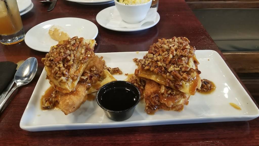 Patio 44 - Biloxi | restaurant | 124 Main St, Biloxi, MS 39530, USA | 2282072628 OR +1 228-207-2628