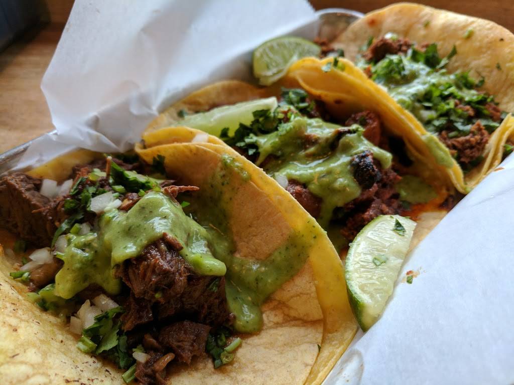La Victoria Taqueria | restaurant | 12 Medford St, Arlington, MA 02474, USA | 7818595503 OR +1 781-859-5503