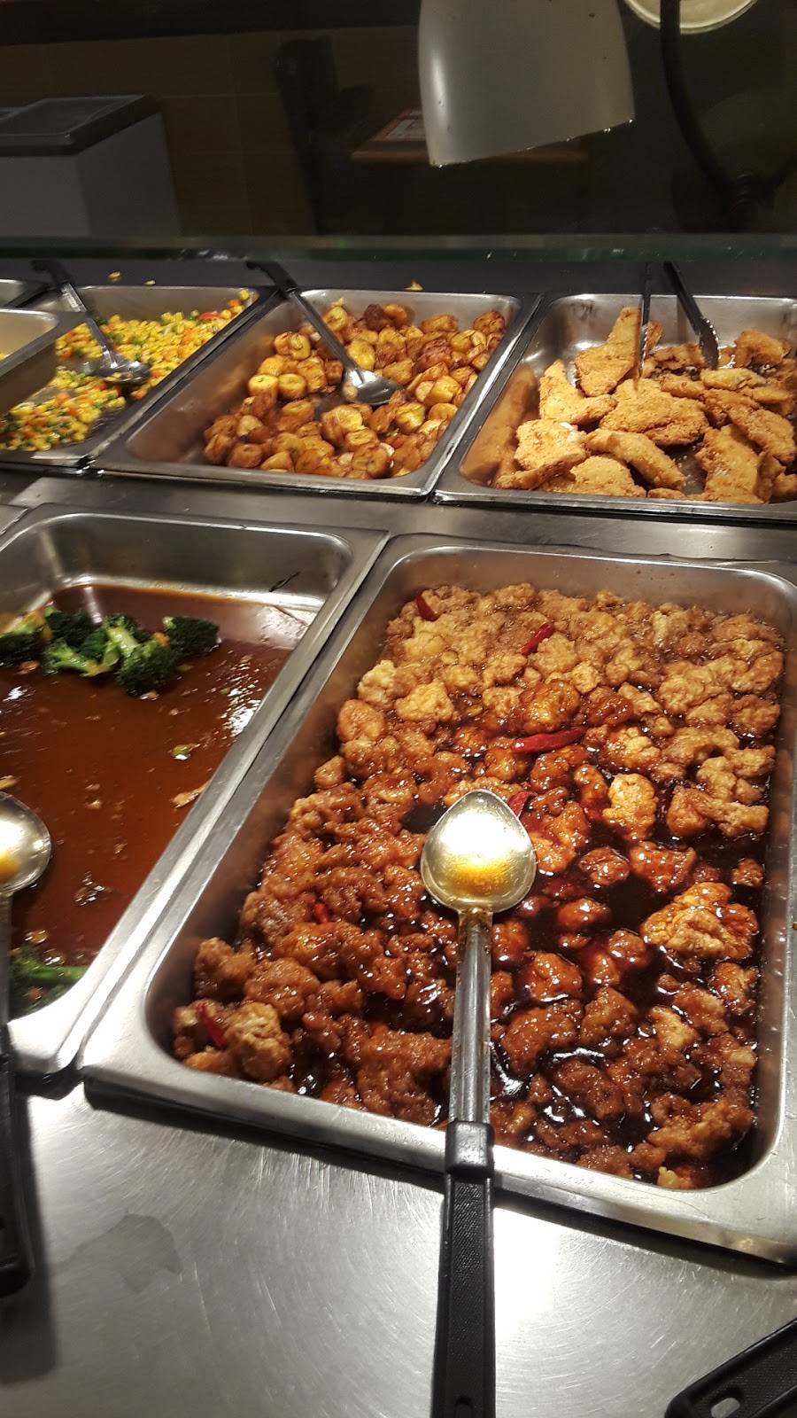 Merryland Buffet | restaurant | 325 E 149th St, Bronx, NY 10451, USA | 7189933608 OR +1 718-993-3608