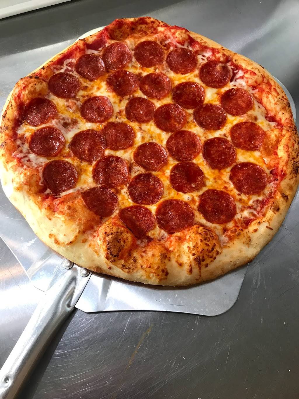 Ezze pizza | meal delivery | 10087 Sierra Ave Suite 200, Fontana, CA 92335, USA | 9094270870 OR +1 909-427-0870