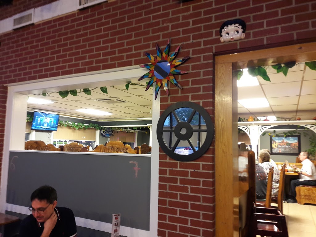 La Chiquita Restaurant | restaurant | 133 Taylor Rd, Clarksville, AR 72830, USA | 4797057022 OR +1 479-705-7022